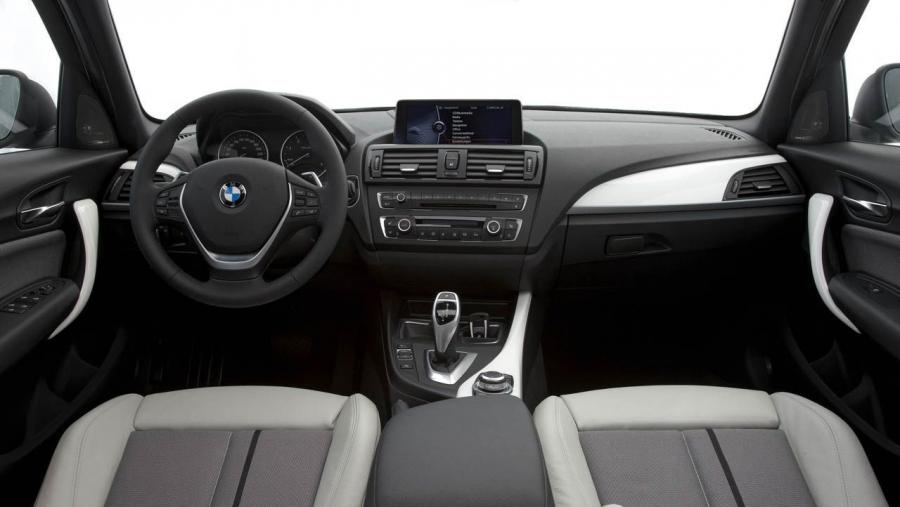  BMW 1-Series 2012 года  (фото 124 из 161)